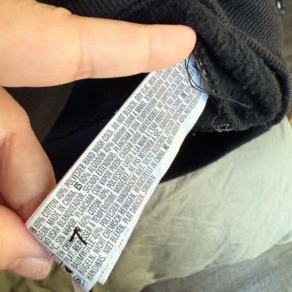 Disney x Forever 21 Japanese Mickey Mouse Sweatshirt XL Black Retro Streetwear - Picture 5 of 7